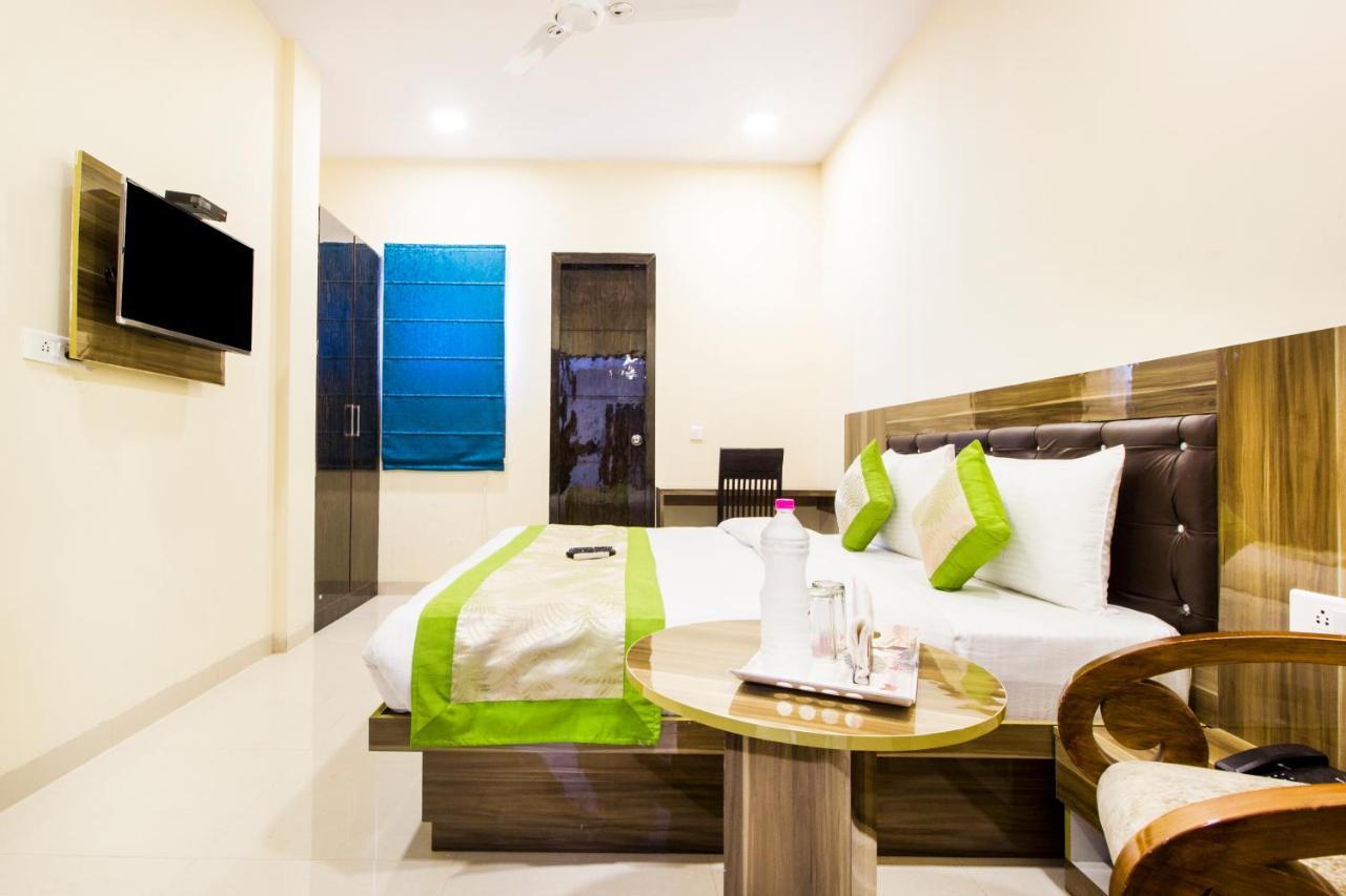 Fabhotel Signature Cyber Park Delhi  Exterior foto